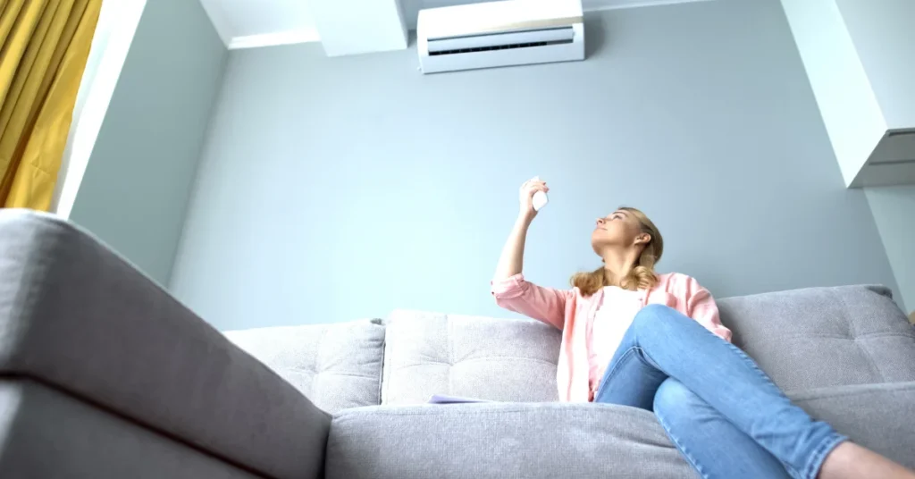 Signs Your Room Needs Dehumidification